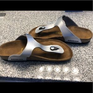 Silver Gizeh Birkenstocks